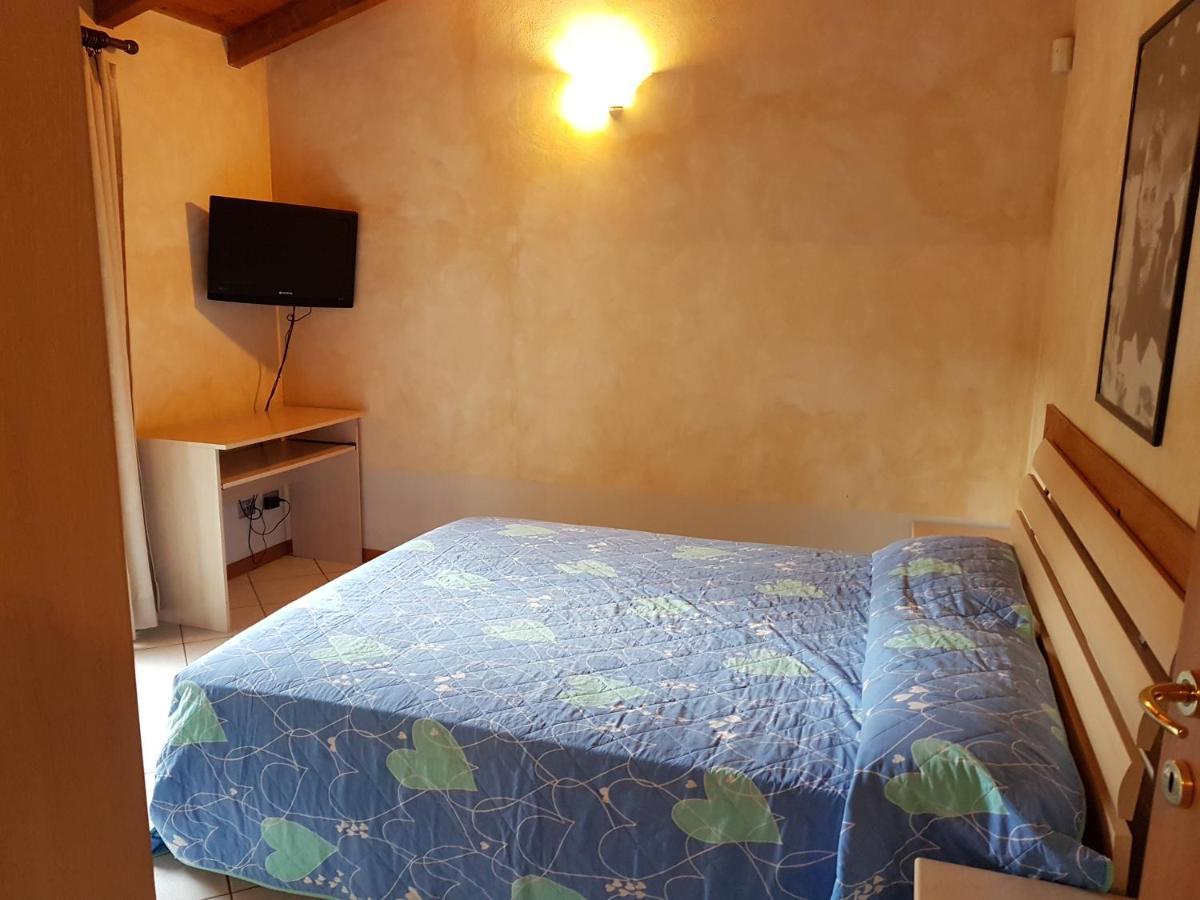 Agriturismo Campo Dei Fiori Rancio Valcuvia エクステリア 写真